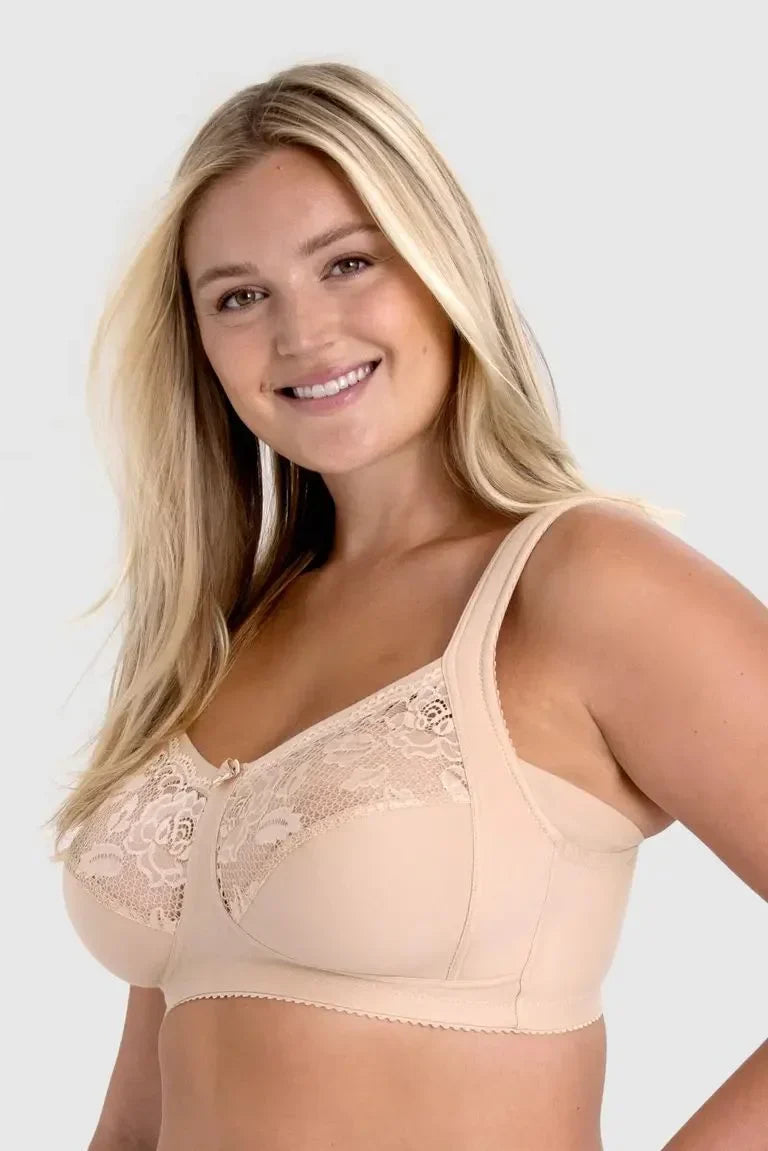 Triumph - Confezione da 4 pezzi (75A-115F) 💝 Reggiseno in pizzo